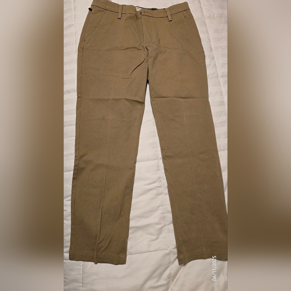Dockers Men's Pale Orche Washed Khaki Slim Tapered Stretch Lightweight Pants